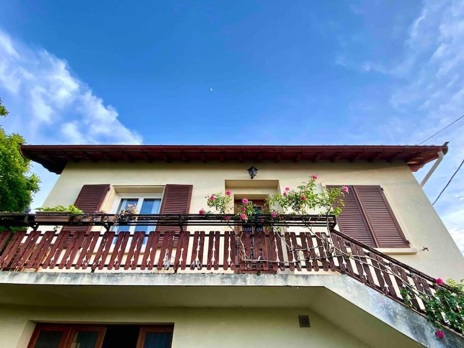 Апартаменты La Terrasse Du Fourcat Saint-Paul-de-Jarrat Экстерьер фото